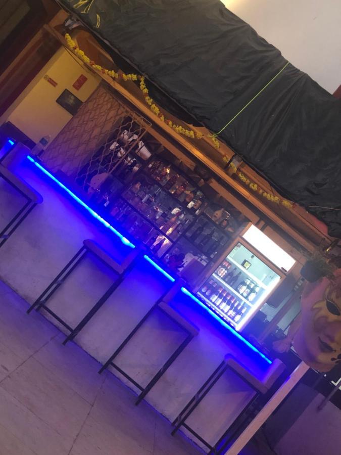 Big Daddy'S Inn Candolim Luaran gambar