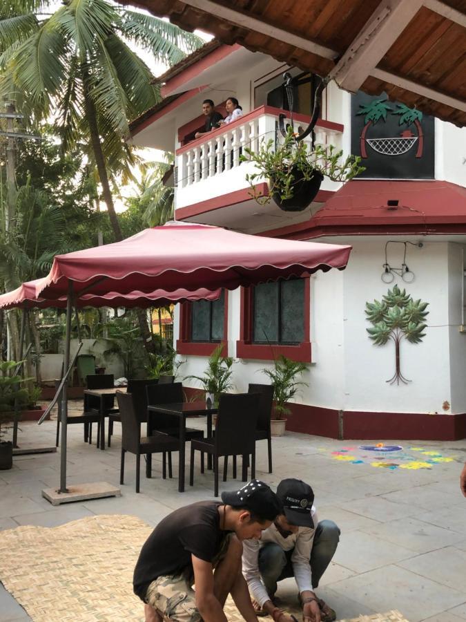 Big Daddy'S Inn Candolim Luaran gambar